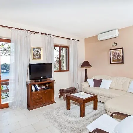 Stikovica Sleeps 8 Pool Air Con Wifi 别墅 扎通