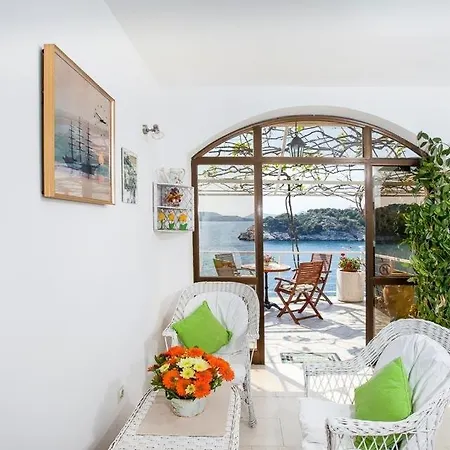Stikovica Sleeps 8 Pool Air Con Wifi * 扎通